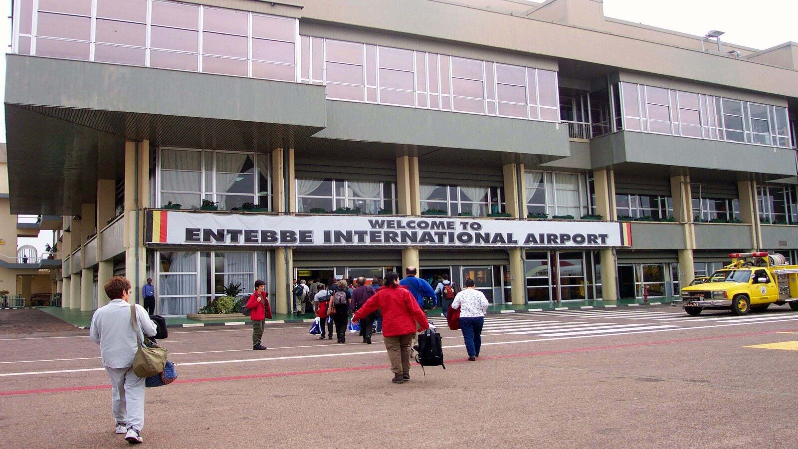 Ash-Entebbe-Airport-transfers_1600x900